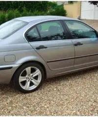 BMW 320 d turbodiesel cat 4 porte Attiva