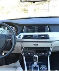 Bmw gt 530d 2013 grigio
