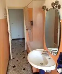 MILANO Bilocale non arredato v.dei Grimani(Washington-Foppa) MILANO Bilocale non arredato v.dei Grimani(Washington-Foppa)