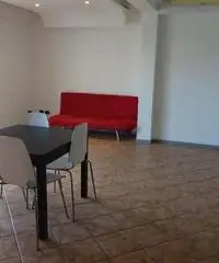 APPARTAMENTO ARREDATO CON AMPIO TERRAZZO ZONA OSPEDALE - Latina