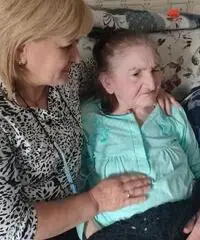 Badante con esperienza con le nonne