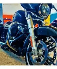 Harley-Davidson Touring Street Glide - 2017 Harley-Davidson Touring Street Glide - 2017