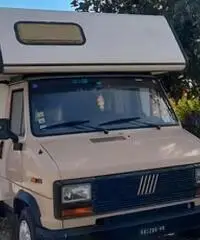 Camper mansarda, 6 posti, con cucina e bagno