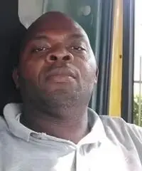 Autista con patente CE e CQC Autista con patente CE e CQC