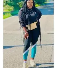 Pulizie, lavoro in cucina, commessa e.t.c