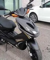 Aerox-R 2012 / 3600 km - PARI al NUOVO - Lucca Aerox-R 2012 / 3600 km - PARI al NUOVO - Lucca