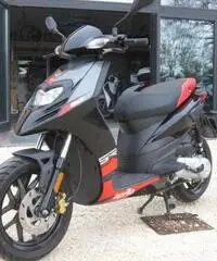 Aprilia SR50 Motard 2T 2013 - Terni