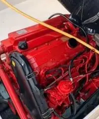 Imbarcazione 7 metri motore entrobordo