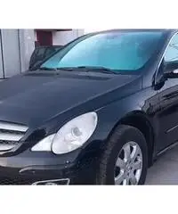 Mercedes clase R320 6 POSTI Mercedes clase R320 6 POSTI
