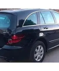 Mercedes clase R320 6 POSTI Mercedes clase R320 6 POSTI