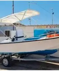 Barca a motore Barca a motore