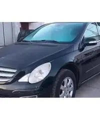 Mercedes clase R320 6 POSTI Mercedes clase R320 6 POSTI