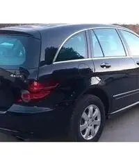 Mercedes clase R320 6 POSTI Mercedes clase R320 6 POSTI