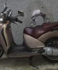 Scarabeo 150cc - Milano
