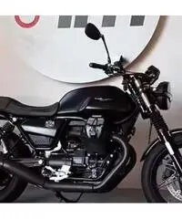 Moto Guzzi V7 - 2021