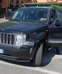 Jeep cherokeee kk