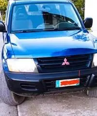 MITSUBISHI Pajero (2000-2007) - 2001 MITSUBISHI Pajero (2000-2007) - 2001