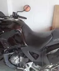 Honda varadero 1000 del 2005 - Reggio nell'Emilia