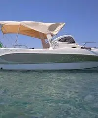 Barca fuoribordo cabinato Blumax walkaround 23 Barca fuoribordo cabinato Blumax walkaround 23