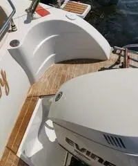 Barca fuoribordo cabinato Blumax walkaround 23 Barca fuoribordo cabinato Blumax walkaround 23