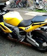 YAMAHA R6 600 - Bologna