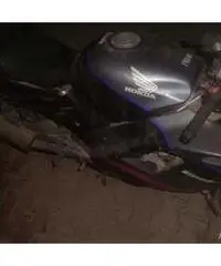 HONDA CBR 600F ANNO 1992 COLORAZIONE SPECIALE - Massa