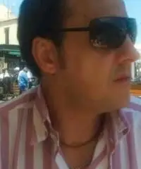 Banchista barista addetto alla caffetteria Banchista barista addetto alla caffetteria