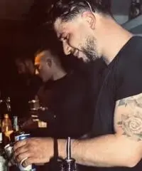 Barman e extra in locali notturni, discoteche Barman e extra in locali notturni, discoteche