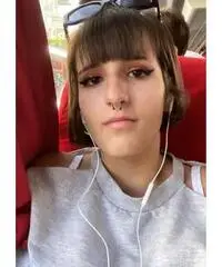 Cameriera e commessa, pulizie Cameriera e commessa, pulizie