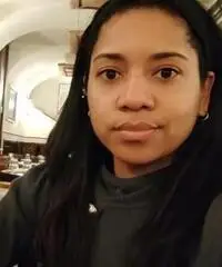 Massaggiatrice profesionista e estetista Massaggiatrice profesionista e estetista