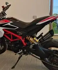Ducati Hypermotard 821 sp - 2013 Ducati Hypermotard 821 sp - 2013