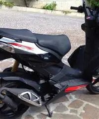 Aprilia SR 50 factory 50cc. come nuovo - Marche Aprilia SR 50 factory 50cc. come nuovo - Marche