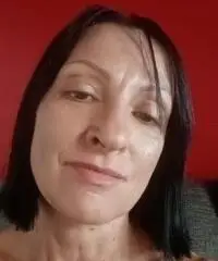 Commessa esperta in cosmesi, calzature, merceria Commessa esperta in cosmesi, calzature, merceria