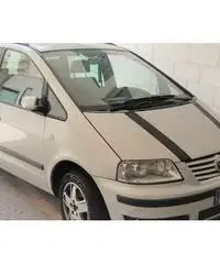 VOLKSWAGEN Sharan - anno 2000