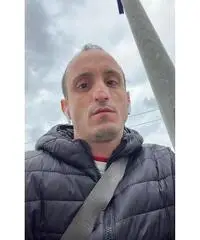 cerco una storia seria. cerco una storia seria.