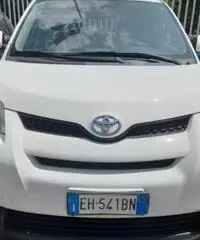 Toyota Urban Cruiser 1.4 Diesel 4x4 Toyota Urban Cruiser 1.4 Diesel 4x4