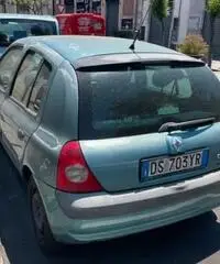 Renault clio