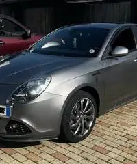 ALFA ROMEO Giulietta - 2013 ALFA ROMEO Giulietta - 2013