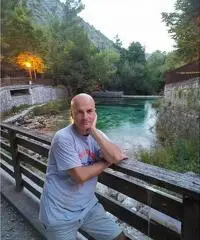 Esiste ancora l'amore autentico? Esiste ancora l'amore autentico?