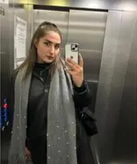 Karina, 24 anni