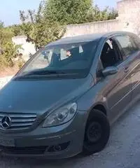 MERCEDES Classe B (T246/242) - 2006 MERCEDES Classe B (T246/242) - 2006