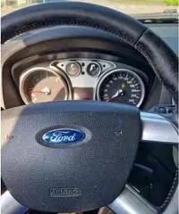 Ford c-max titanium