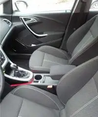 OPEL ASTRA J 2.0 cdti 160CV COSMO S - Introvabile - Abruzzo