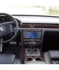 Volkswagen Phaeton 3.0TDI 240 DPF 4mot. tip. 5 postiStraful - Puglia