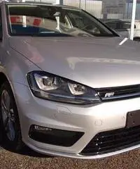 Vw Golf R-LINE 1.6 E6 - NUOVA KM0 - Cuneo Vw Golf R-LINE 1.6 E6 - NUOVA KM0 - Cuneo