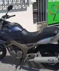 Moto tdm 900 Moto tdm 900