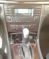 Mercdes E 220 cdi