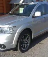 FIAT FREEMONT 2.0 MJT 16V LOUNGE 4X4 170CV AUTO - Napoli FIAT FREEMONT 2.0 MJT 16V LOUNGE 4X4 170CV AUTO - Napoli