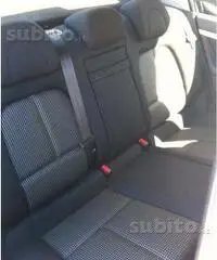 SEDILI ANTERIORI E POSTERIORI - Foggia SEDILI ANTERIORI E POSTERIORI - Foggia