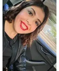 Babysitter o commessa di abbigliamento Babysitter o commessa di abbigliamento